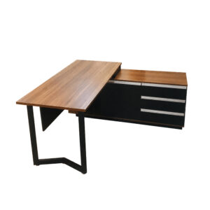 میز مدیریت پایه فلزی GF105