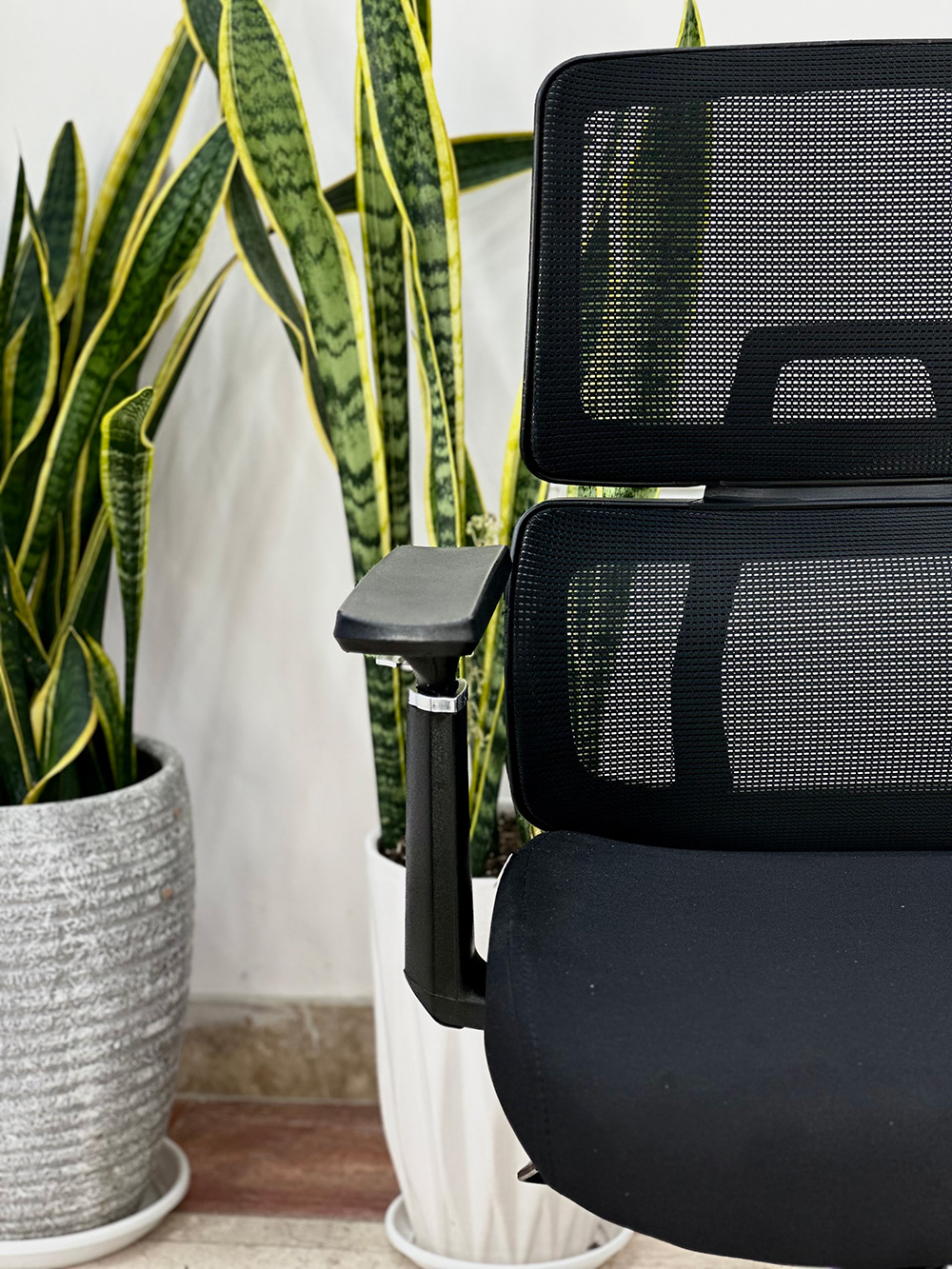 صندلی کارمندی پشت توری تکنو سیستم T70